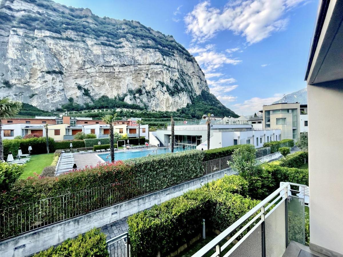 Outdooredo Garda Torbole Torbole Sul Garda Exterior foto