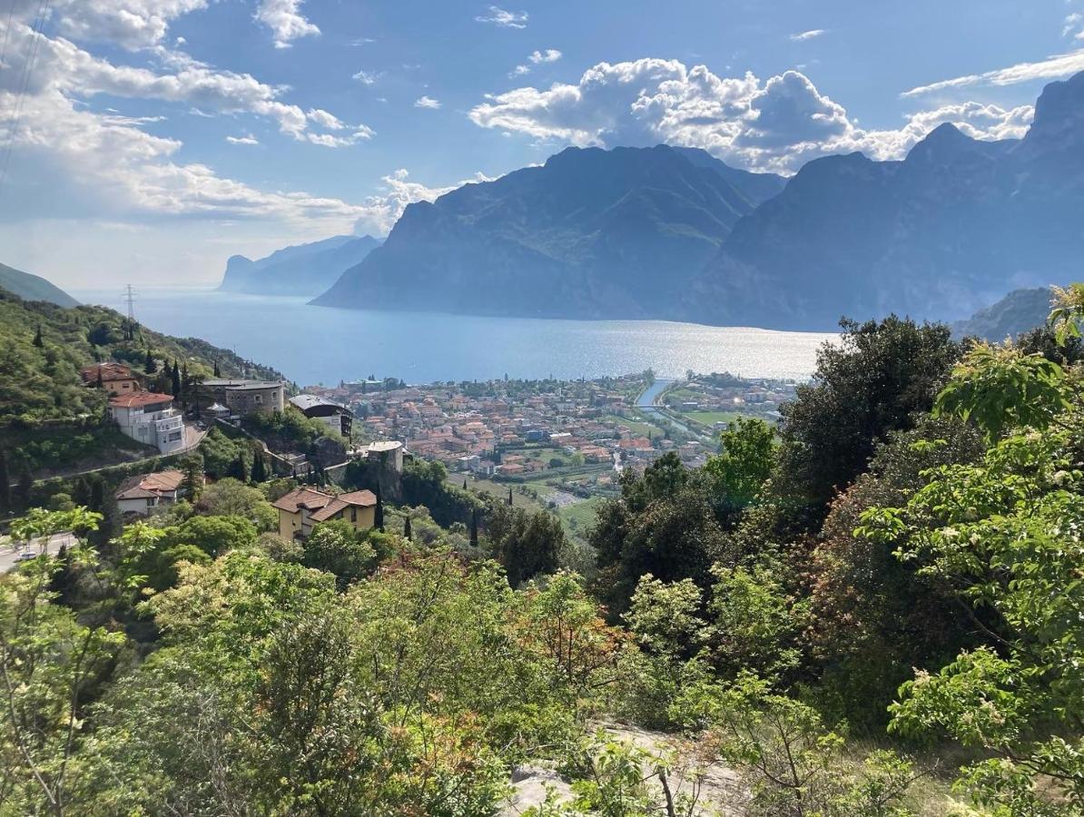 Outdooredo Garda Torbole Torbole Sul Garda Exterior foto