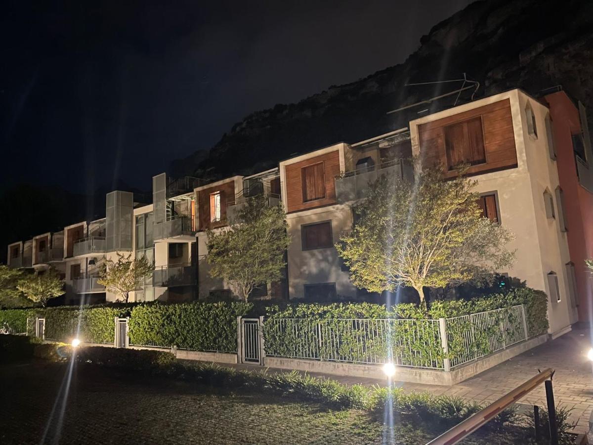 Outdooredo Garda Torbole Torbole Sul Garda Exterior foto